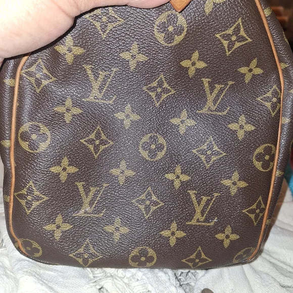 Louie Vuitton Speedy 35